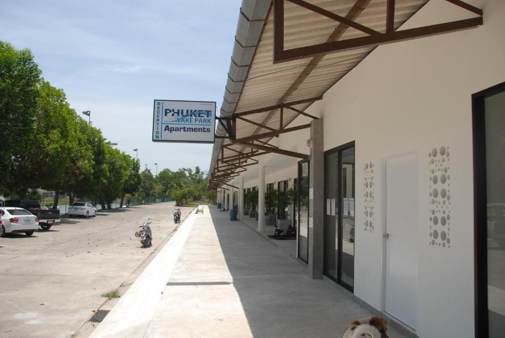 Phuket Wake Park Hotel Kathu Exterior photo