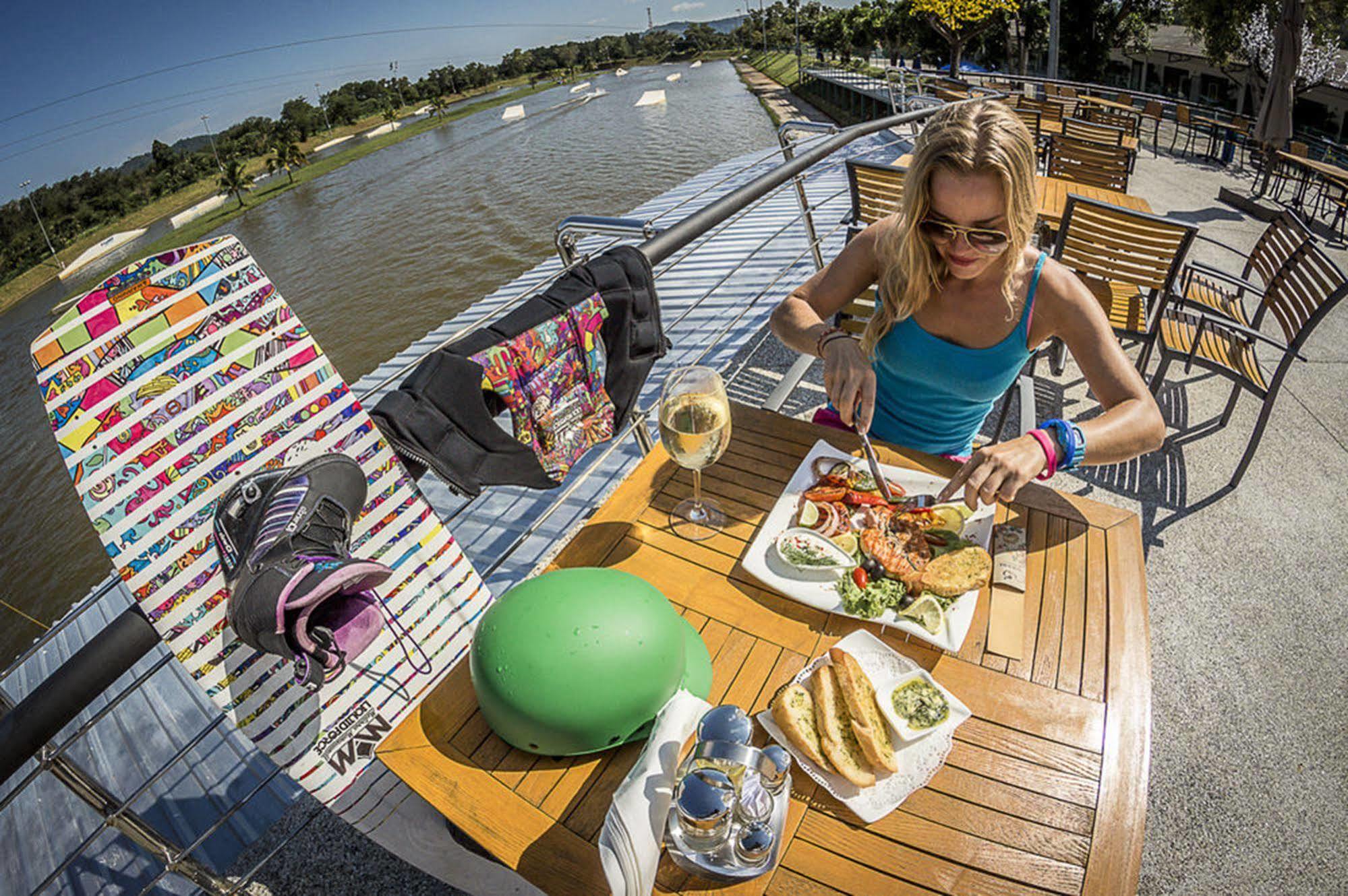 Phuket Wake Park Hotel Kathu Exterior photo